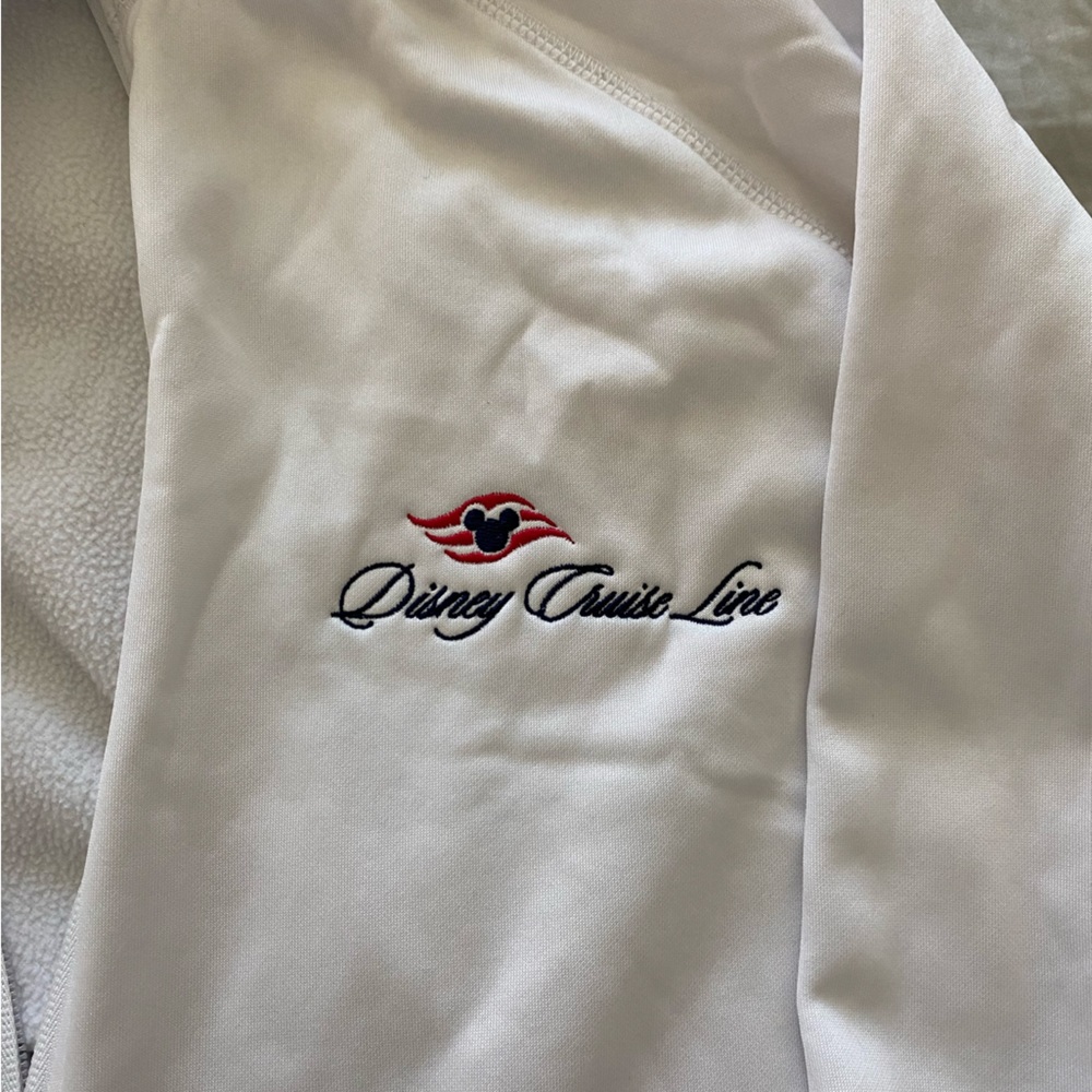 Disney cruise line sweater size 3x
